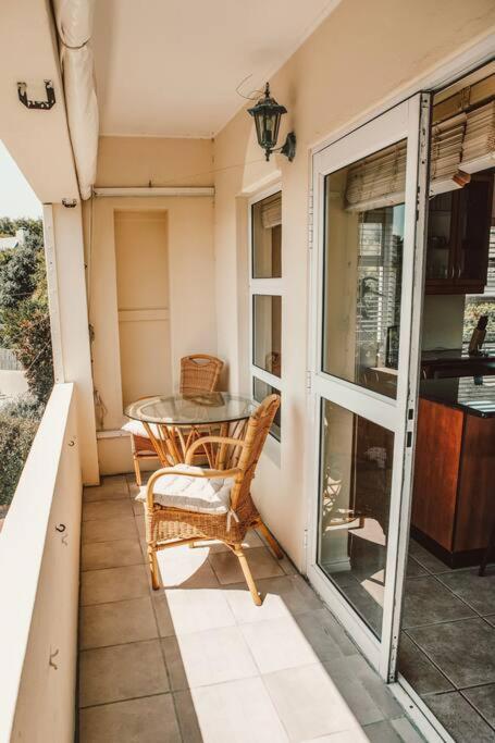 Sunset Haven: Mountain Views & Office Space Cape Town Exterior photo